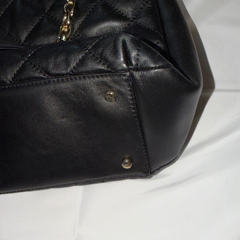 Kate Spade Quilted Black Shoulder Bag with Gold Chain - Picture 13 of 13